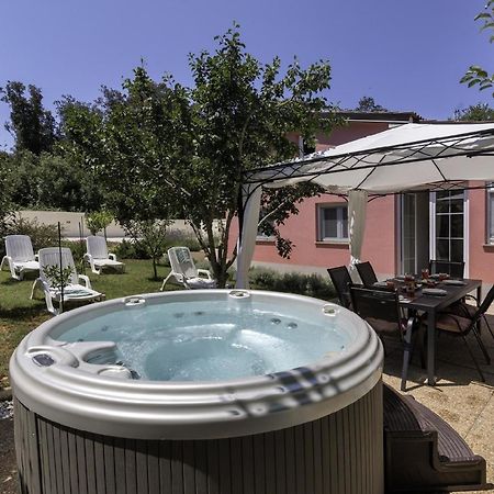 Ferienhaus Fuer 6 Personen Ca 75 Qm In Banjole, Istrien Istrische Riviera Luaran gambar