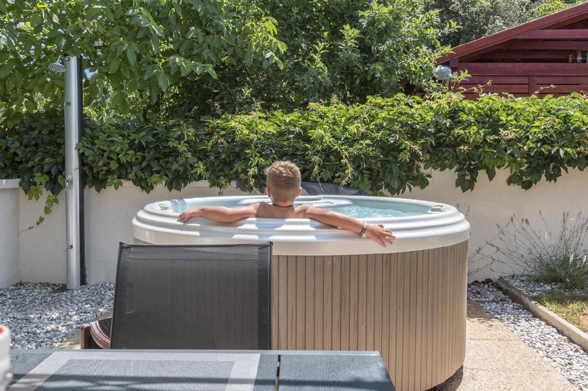 Ferienhaus Fuer 6 Personen Ca 75 Qm In Banjole, Istrien Istrische Riviera Luaran gambar